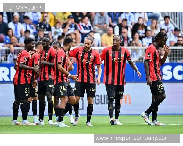 罗马球迷涉嫌策划尼斯比赛前暴力活动13人今日受审引发关注