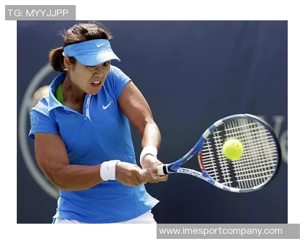 特纳三分球表现惊艳队友鼓励他勇敢投篮展现新风采